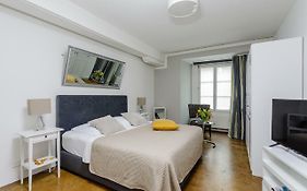 Swiss Star Budget Rooms - contactless self check-in